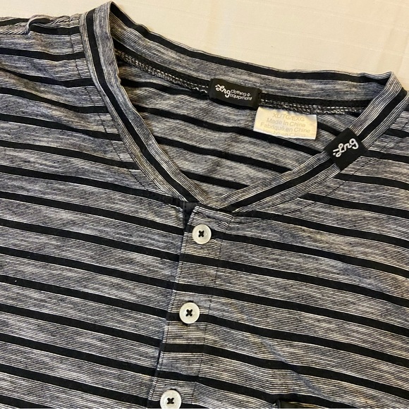 Lrg Gray & Black Long Sleeve Tee w/ Henley Neckline & Stripes w/ pocket sz XL - Picture 5 of 16